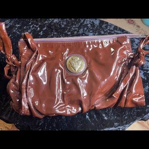 Gucci patent leather Hysteria clutch bag